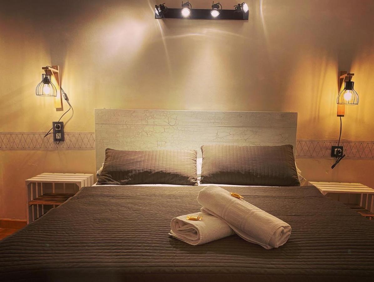 Hostal La Cuineta De Cal Triuet Gosol Ngoại thất bức ảnh
