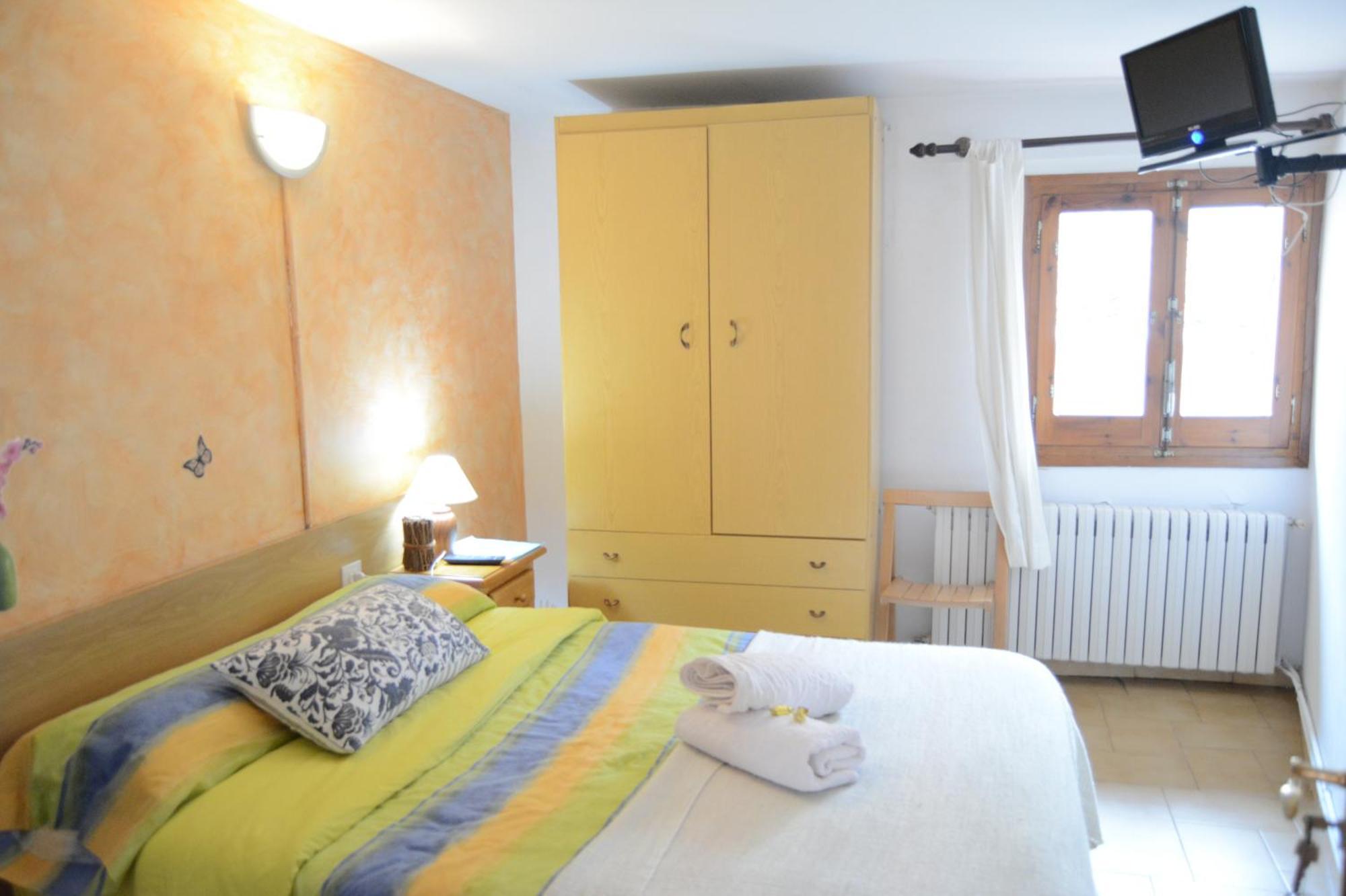 Hostal La Cuineta De Cal Triuet Gosol Phòng bức ảnh
