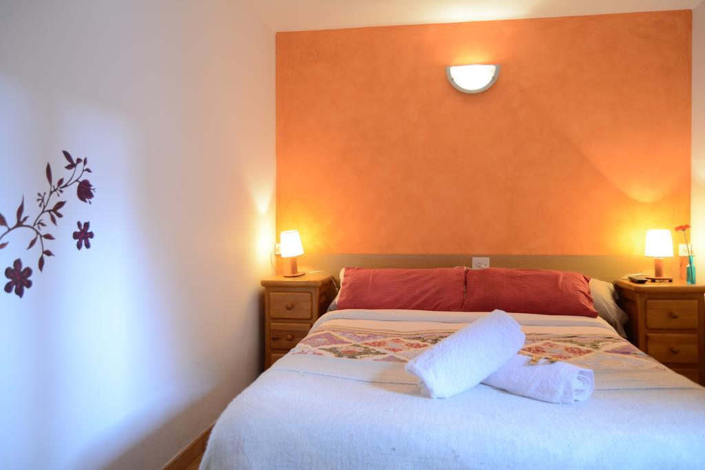 Hostal La Cuineta De Cal Triuet Gosol Phòng bức ảnh